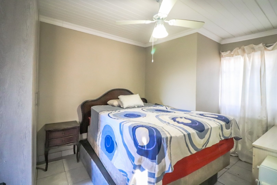 6 Bedroom Property for Sale in Heuwelsig Free State